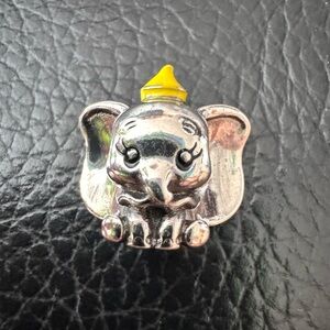 Vintage Elephant Charm with Yellow Hat – Adorable Collectible for Bracelets